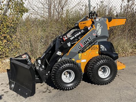 GT1000 Mini Skid Steer 